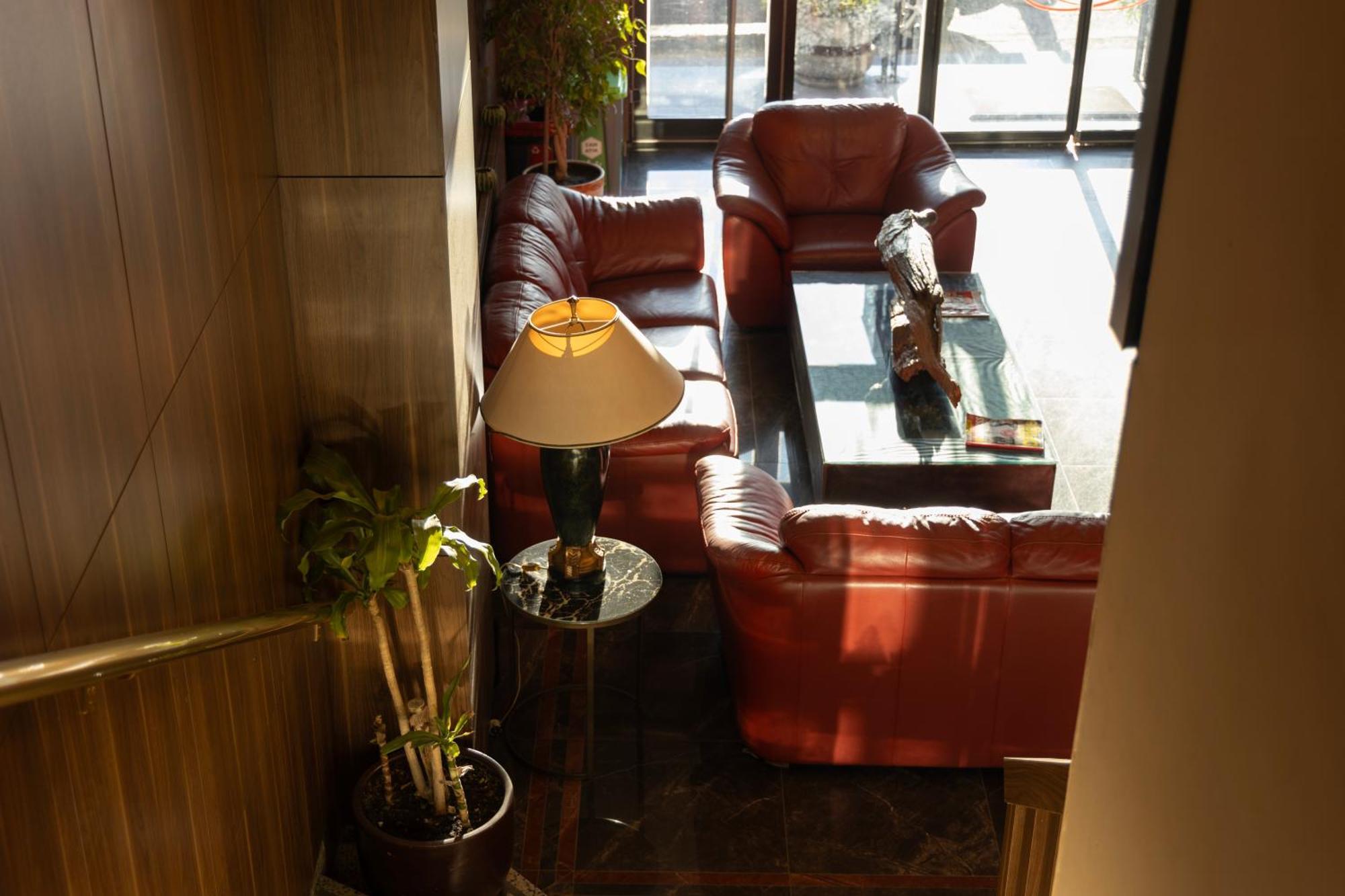 Classes Hotel Airport Istanbul Exterior photo