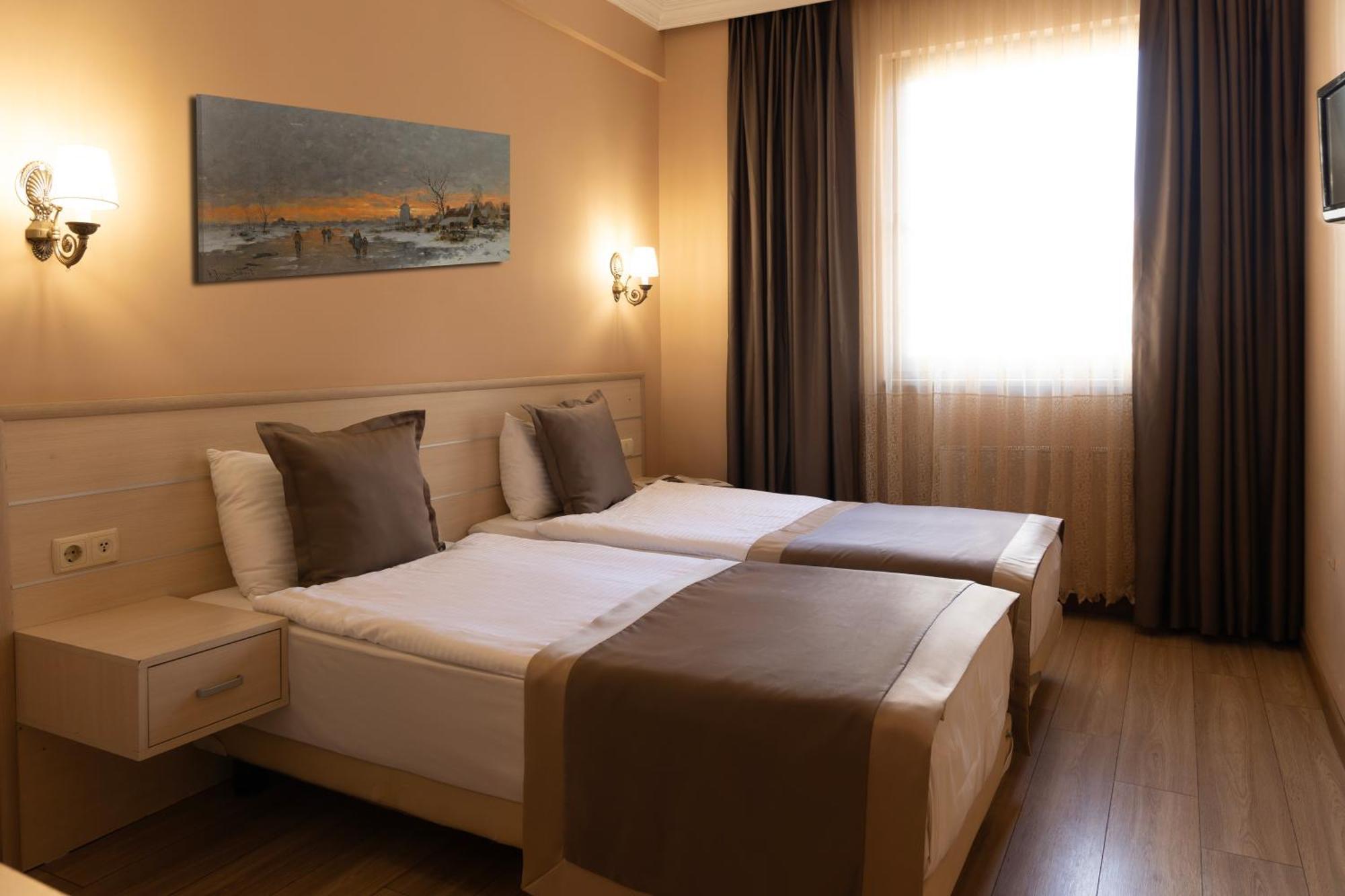 Classes Hotel Airport Istanbul Exterior photo