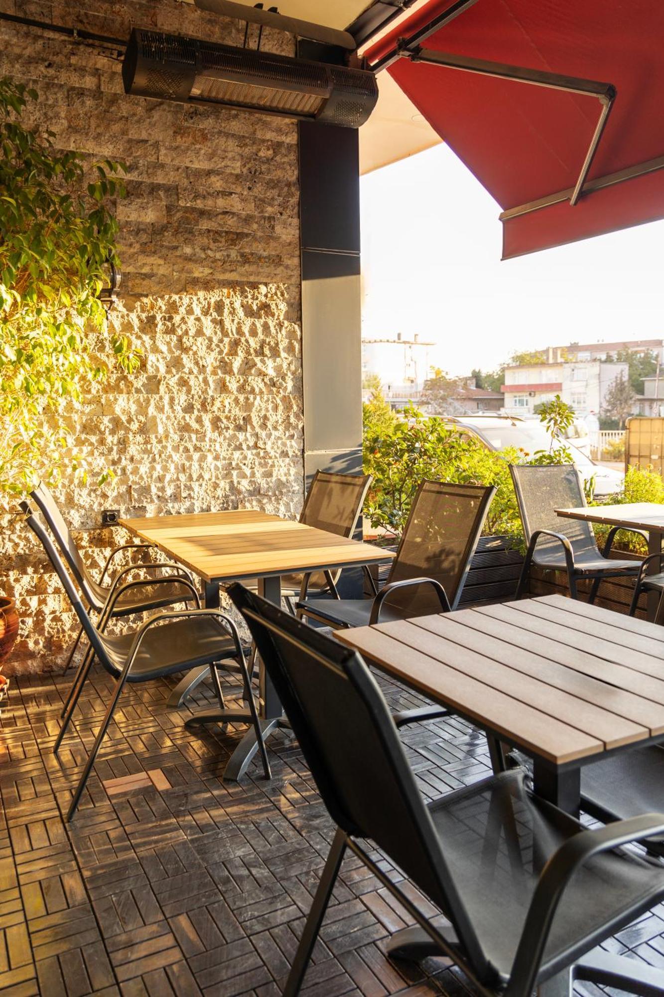 Classes Hotel Airport Istanbul Exterior photo